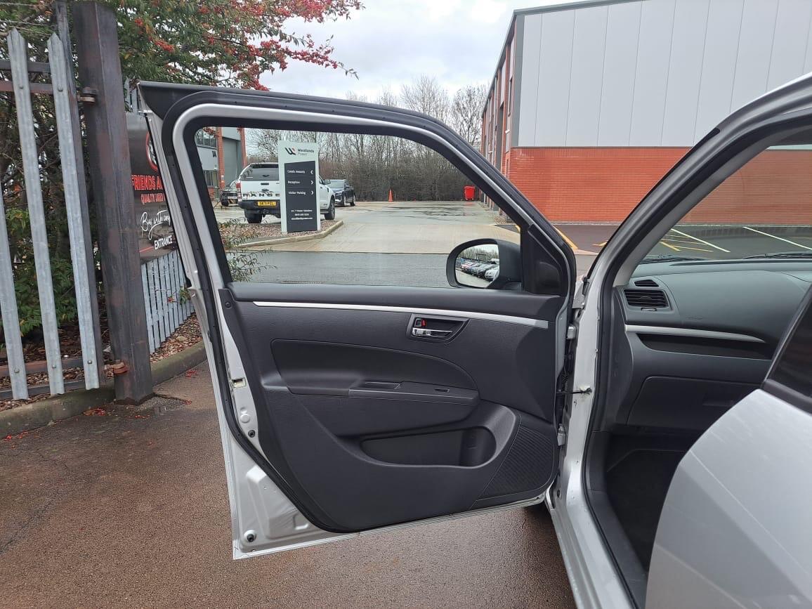 Used Suzuki Swift 2013 for sale - 76849720: Photo 51