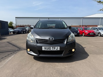 Used Toyota Verso 2010 for sale - 79247652: Photo