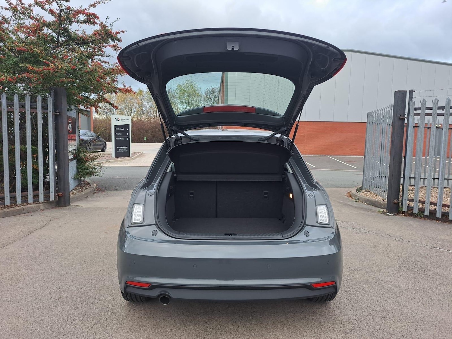 Used Audi A1 for sale - 76527662: Photo 55