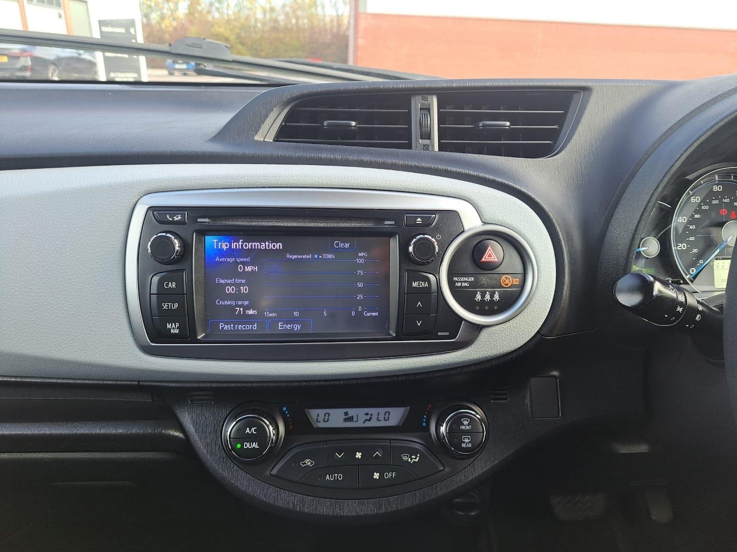 Used Toyota Yaris 2012 for sale - 76336109: Photo 38