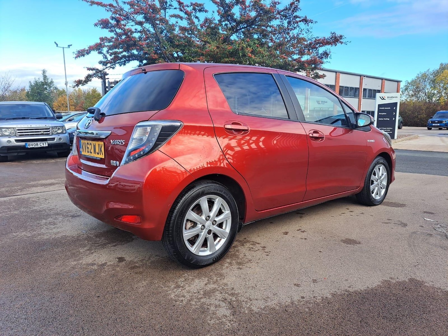 Used Toyota Yaris 2012 for sale - 76336109: Photo 4