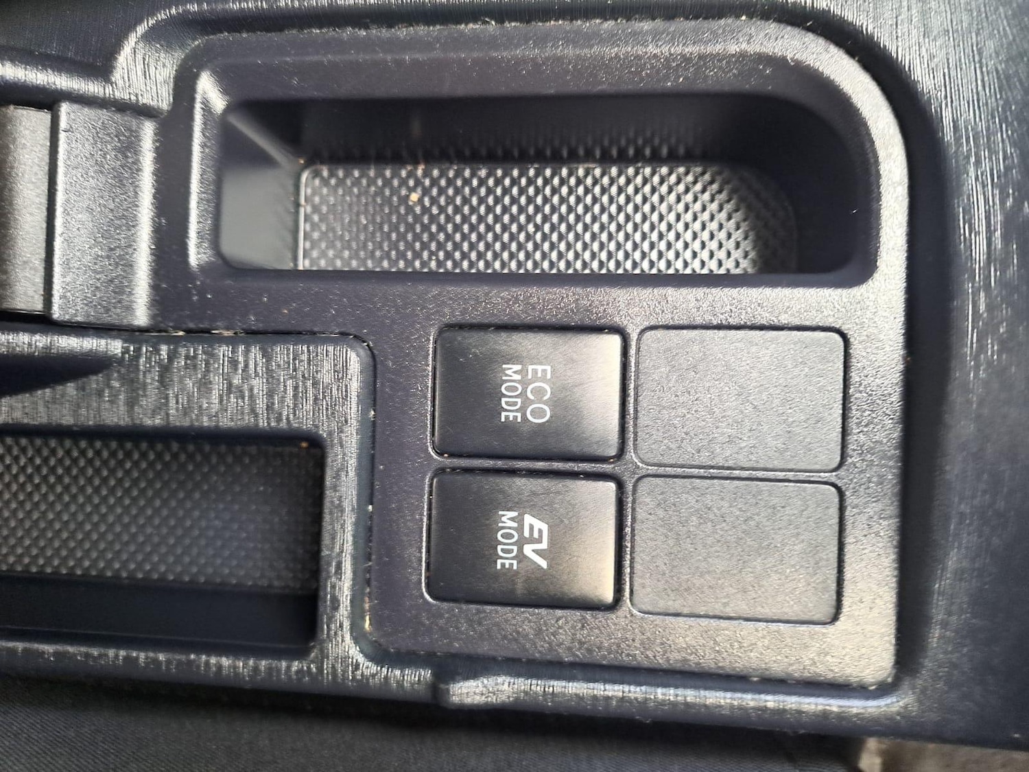 Used Toyota Yaris 2012 for sale - 76336109: Photo 43