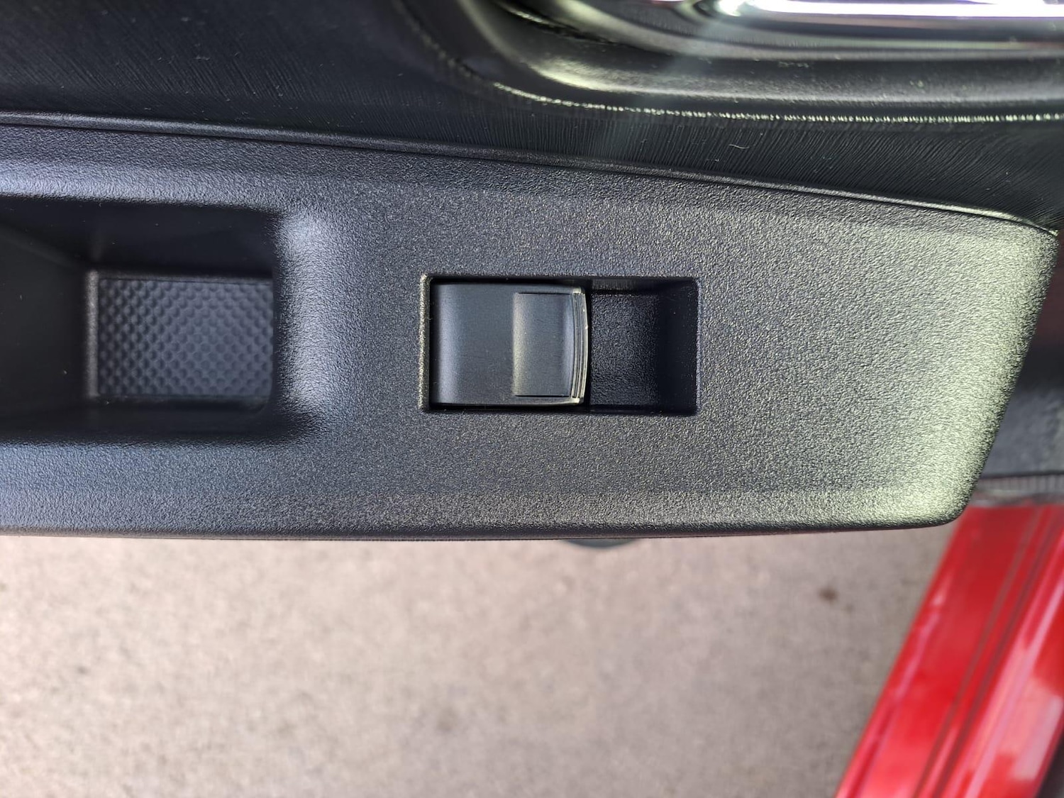 Used Toyota Yaris 2012 for sale - 76336109: Photo 56