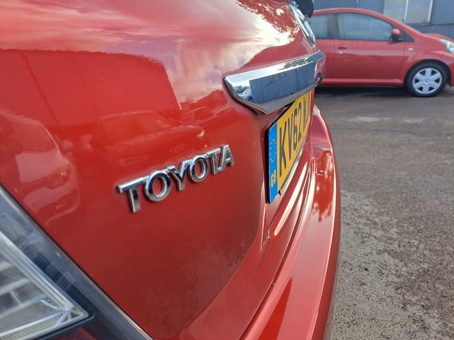 Used Toyota Yaris 2012 for sale - 76336109: Photo 60