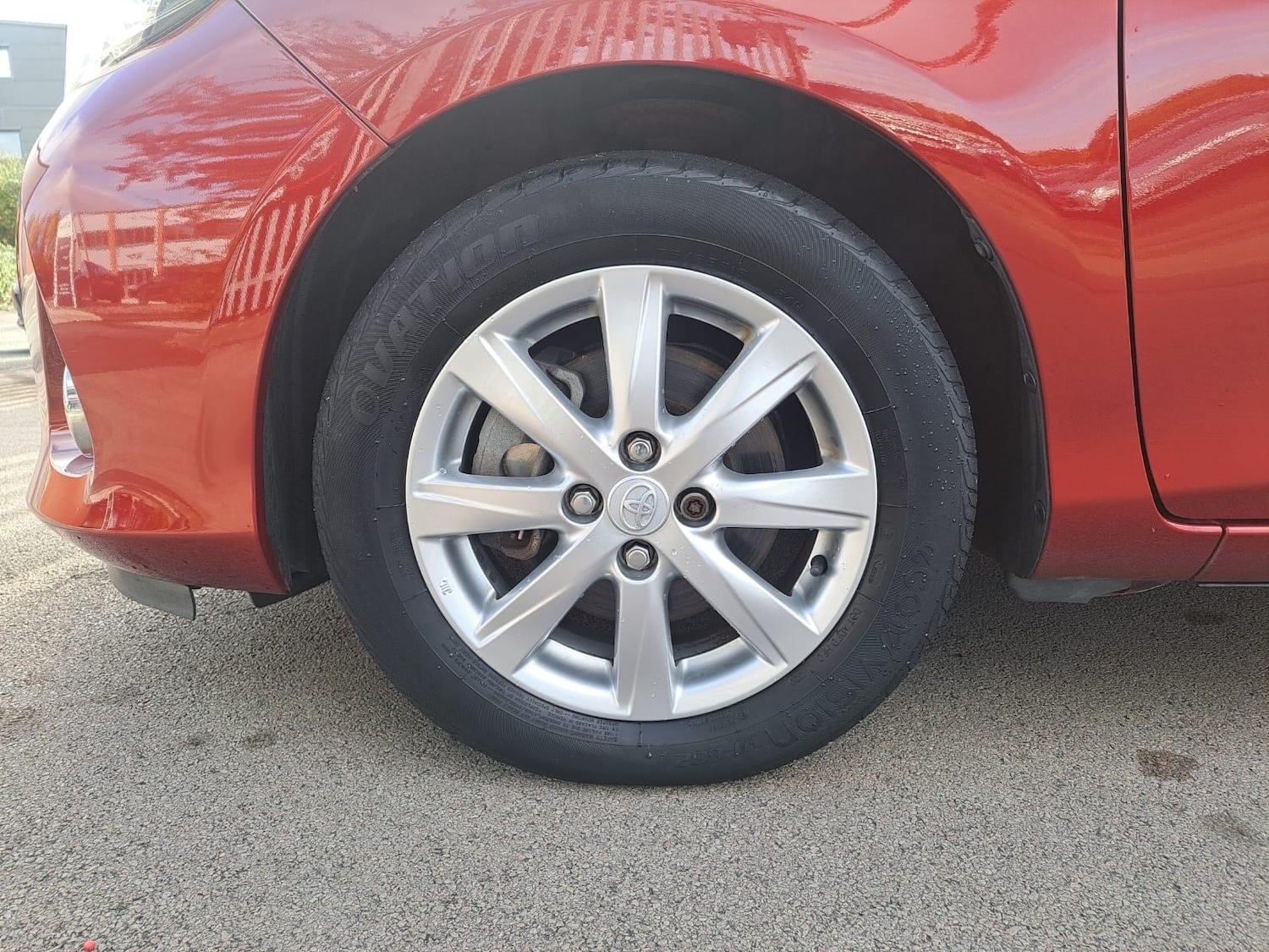Used Toyota Yaris 2012 for sale - 76336109: Photo 65