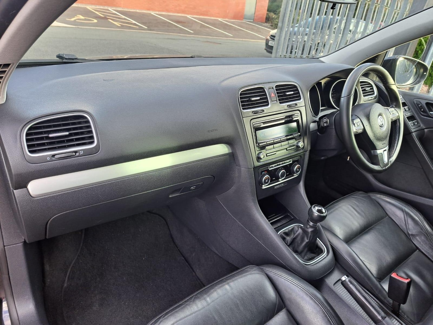 Used Volkswagen Golf 2012 for sale - 77029996: Photo 16