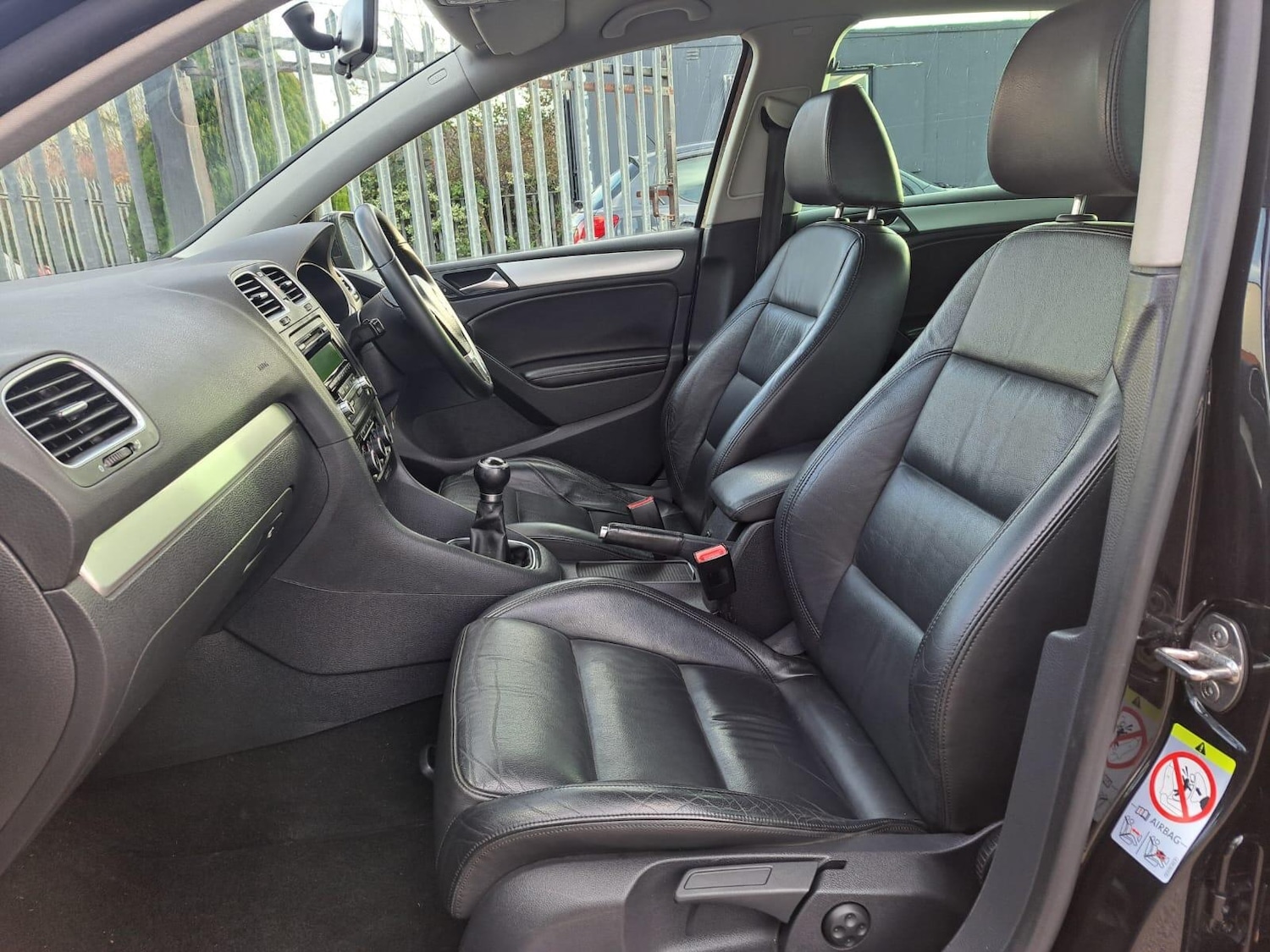 Used Volkswagen Golf 2012 for sale - 77029996: Photo 17