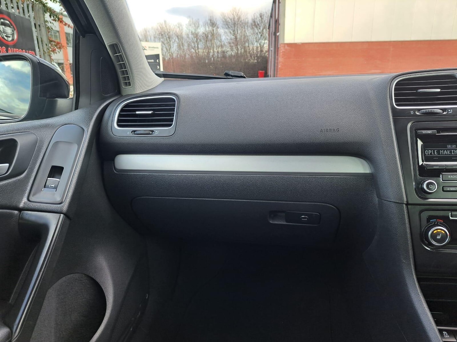 Used Volkswagen Golf 2012 for sale - 77029996: Photo 22