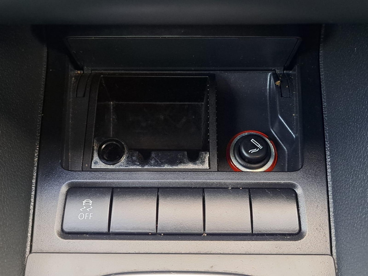 Used Volkswagen Golf 2012 for sale - 77029996: Photo 33