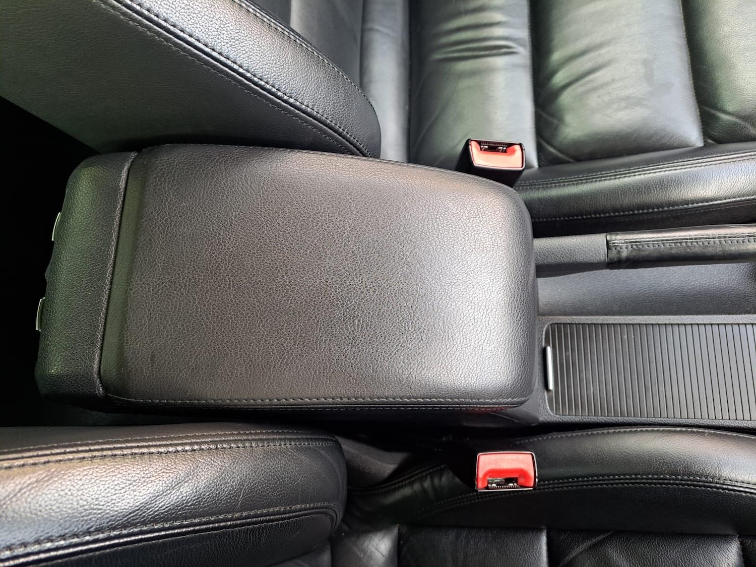 Used Volkswagen Golf 2012 for sale - 77029996: Photo 35