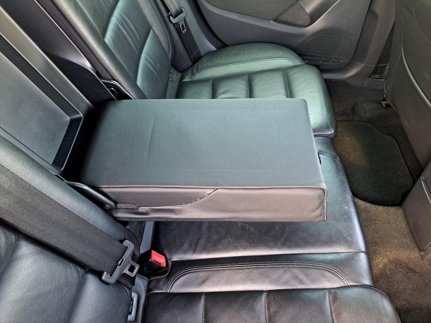 Used Volkswagen Golf 2012 for sale - 77029996: Photo 38