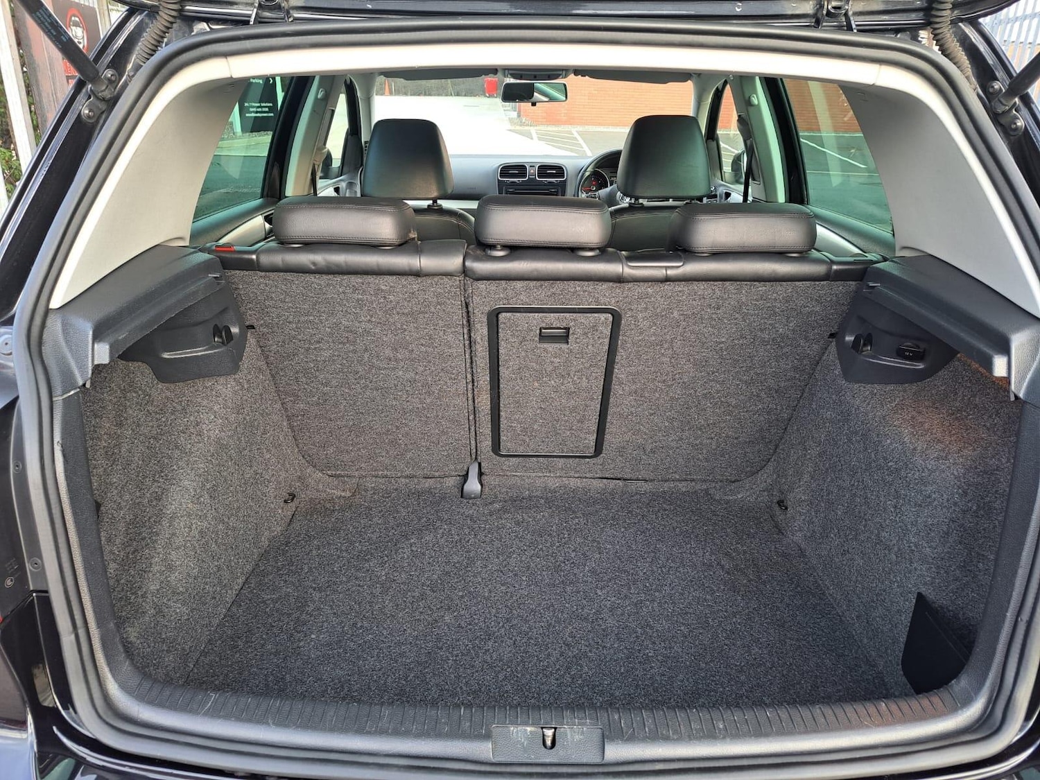 Used Volkswagen Golf 2012 for sale - 77029996: Photo 52