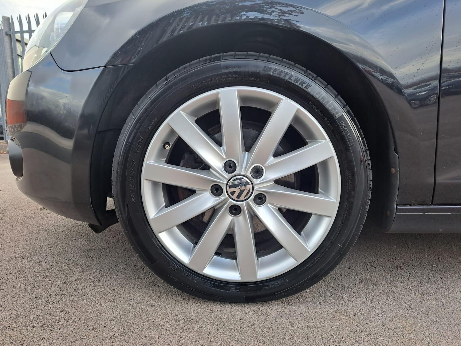 Used Volkswagen Golf 2012 for sale - 77029996: Photo 65