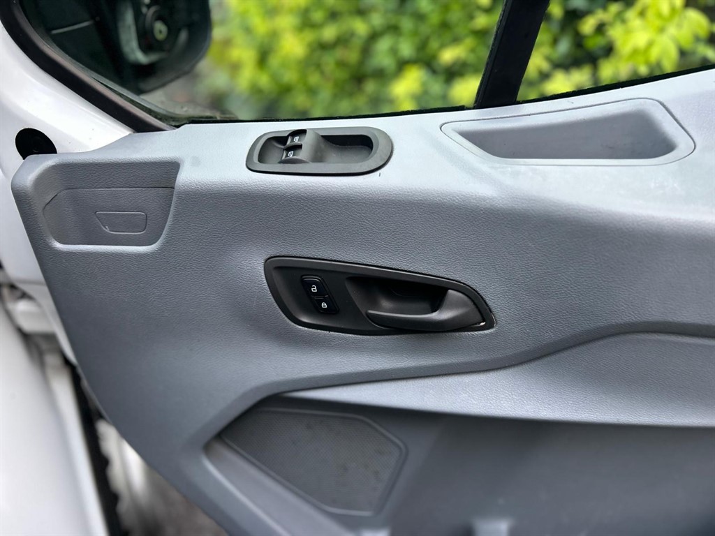 Used Ford Transit 2018 for sale - 77239681: Photo 17