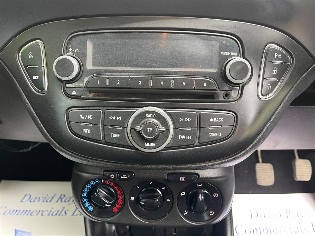 Used Vauxhall Corsa 2016 for sale - 77634843: Photo 12