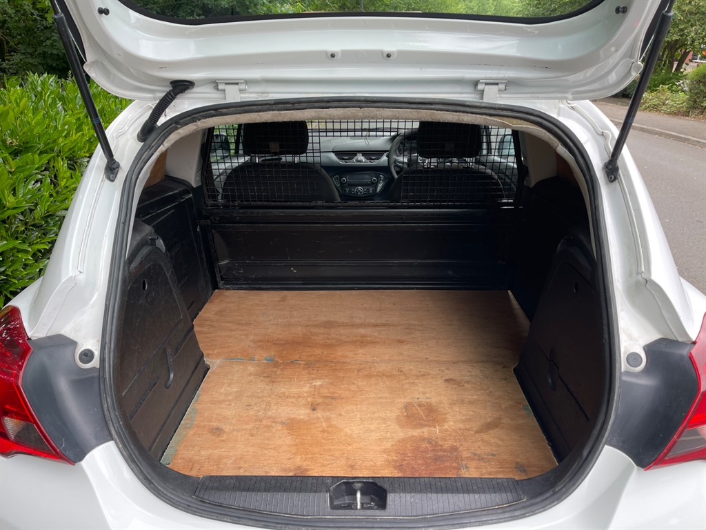 Used Vauxhall Corsa 2016 for sale - 77634843: Photo 9