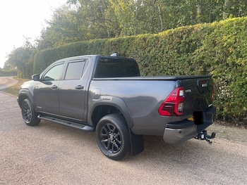 Used Toyota Hilux 2025 for sale - 75606065: Photo