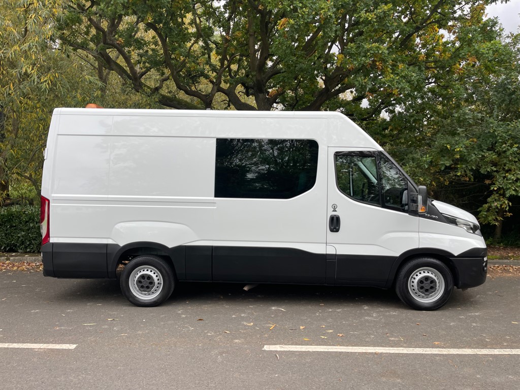 Used Iveco Daily 2015 for sale - 76204066: Photo 2