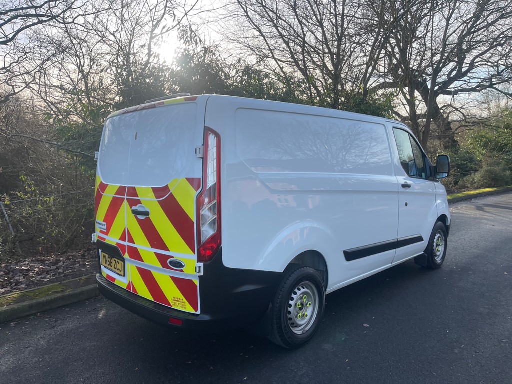 Used Ford Transit Custom 2018 for sale - 77269518: Photo 2