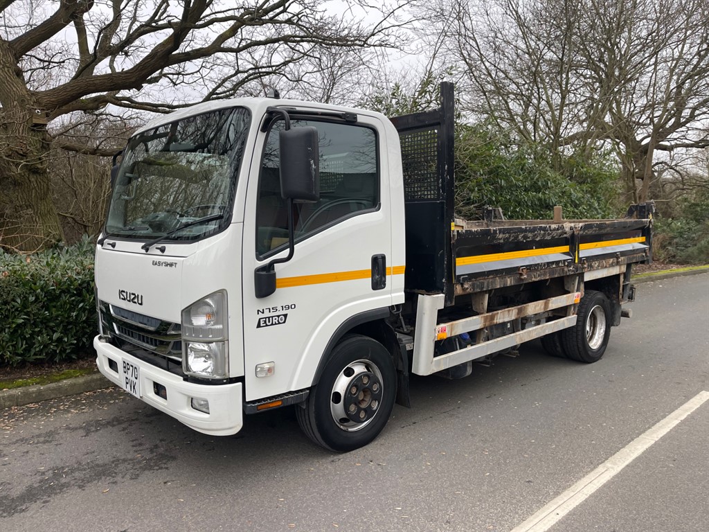 Used Isuzu Forward 2021 for sale - 77607260: Photo 2