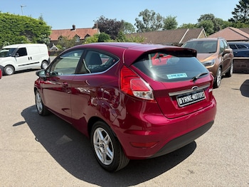 Used Ford Fiesta 2014 for sale - 79017682: Photo