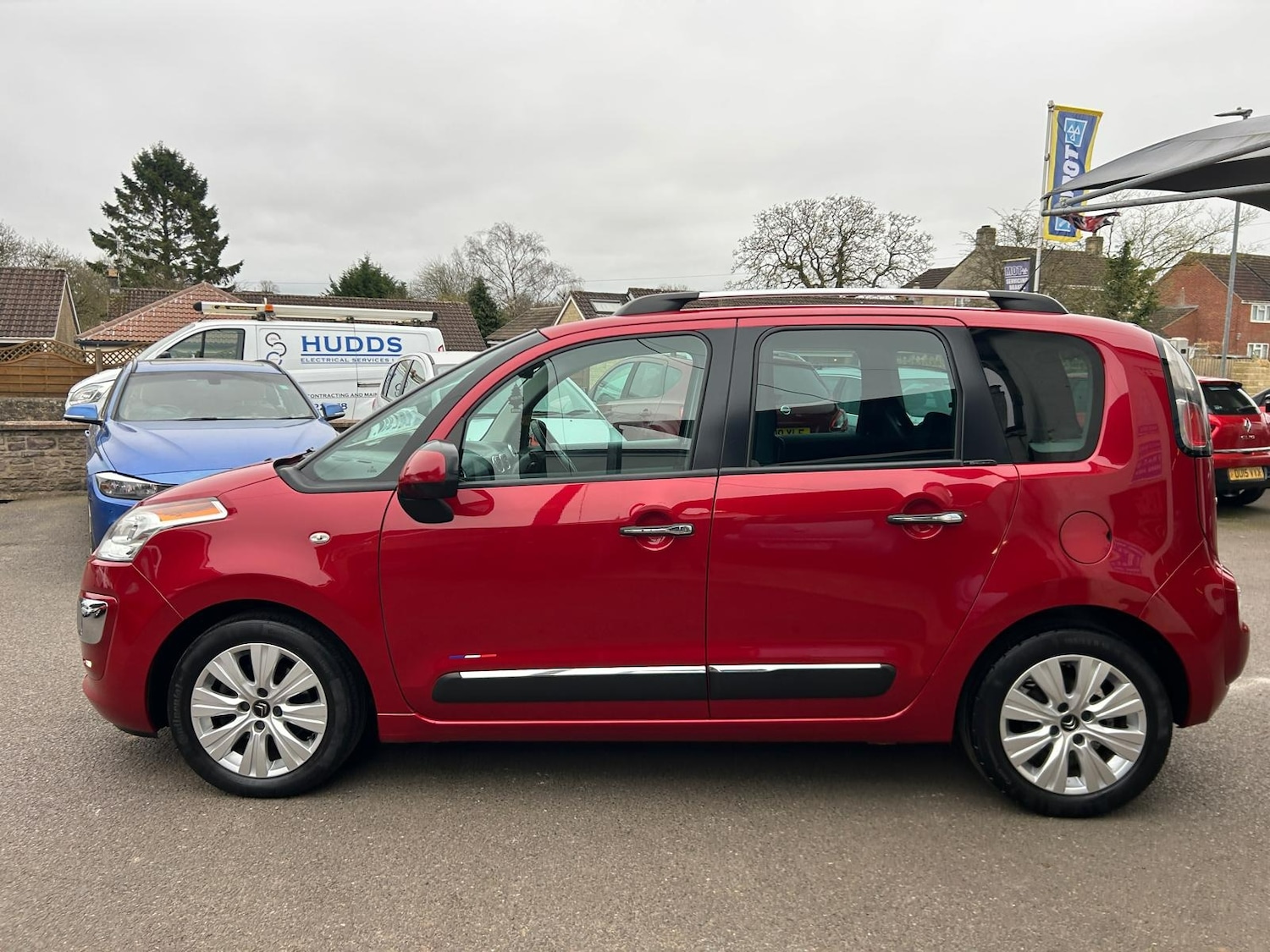 Used Citroen C3 Picasso 2014 for sale - 77776408: Photo 18