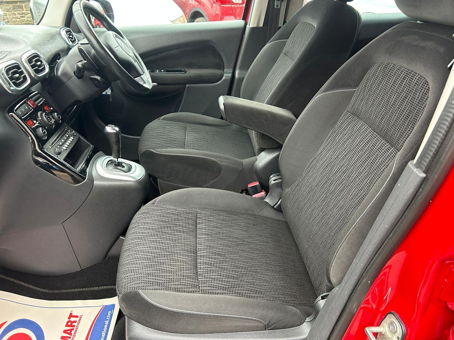 Used Citroen C3 Picasso 2014 for sale - 77776408: Photo 8