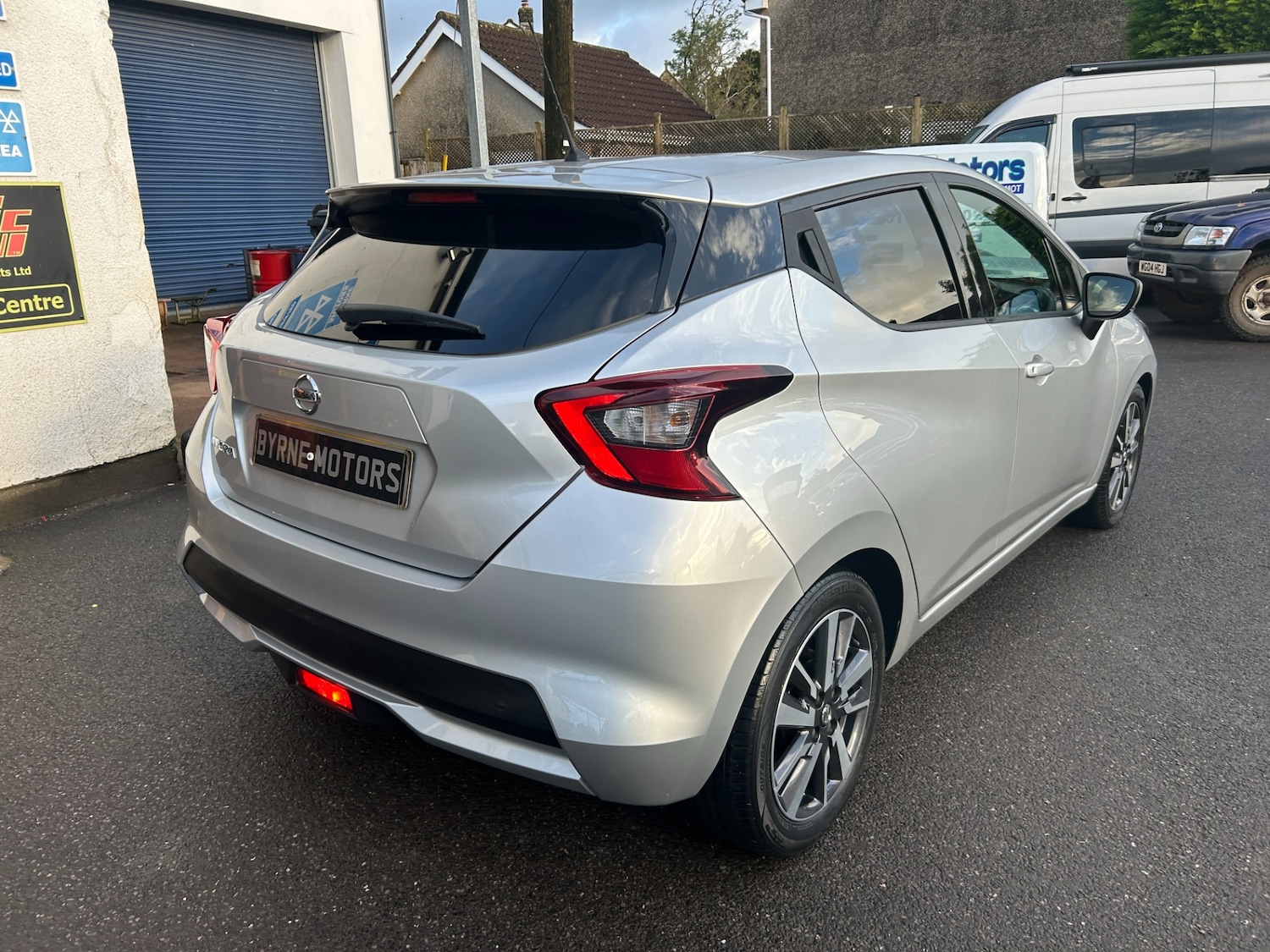 Vehicle 5