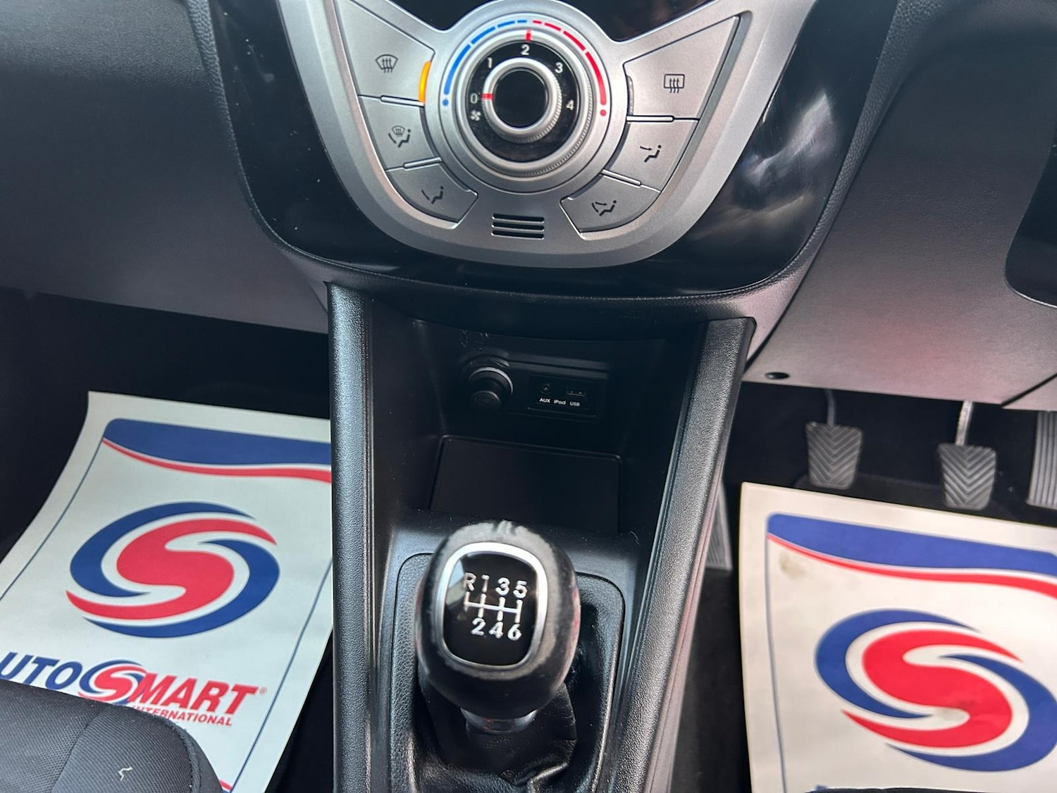 Used Hyundai Ix20 2014 for sale - 76517617: Photo 8