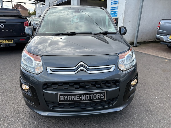 Used Citroen C3 Picasso 2015 for sale - 76194390: Photo 2