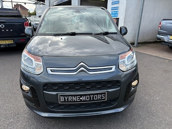 Used Citroen C3 Picasso 2015 for sale - 76194390: Photo 2