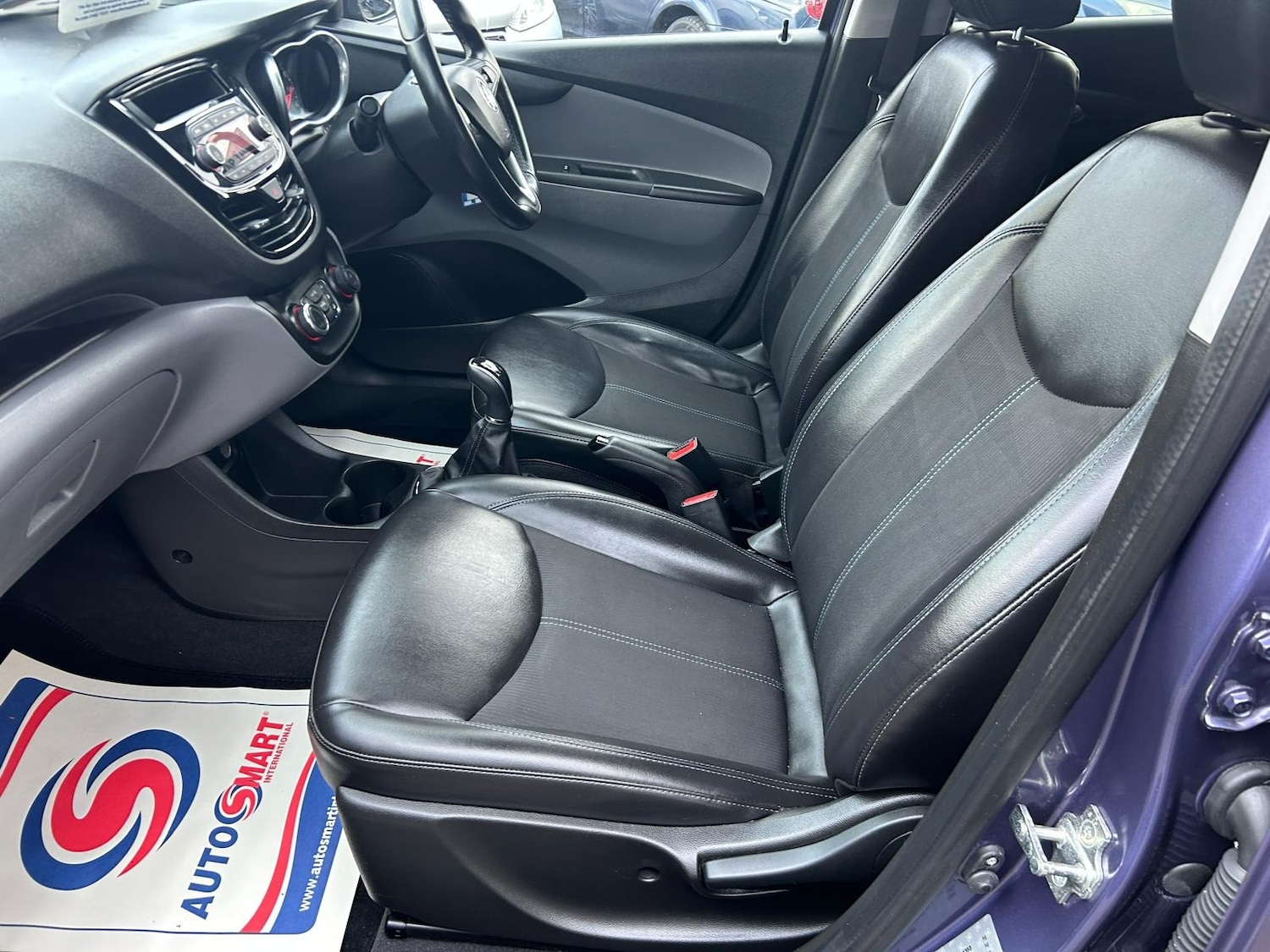 Used Vauxhall Viva 2016 for sale - 76492331: Photo 8