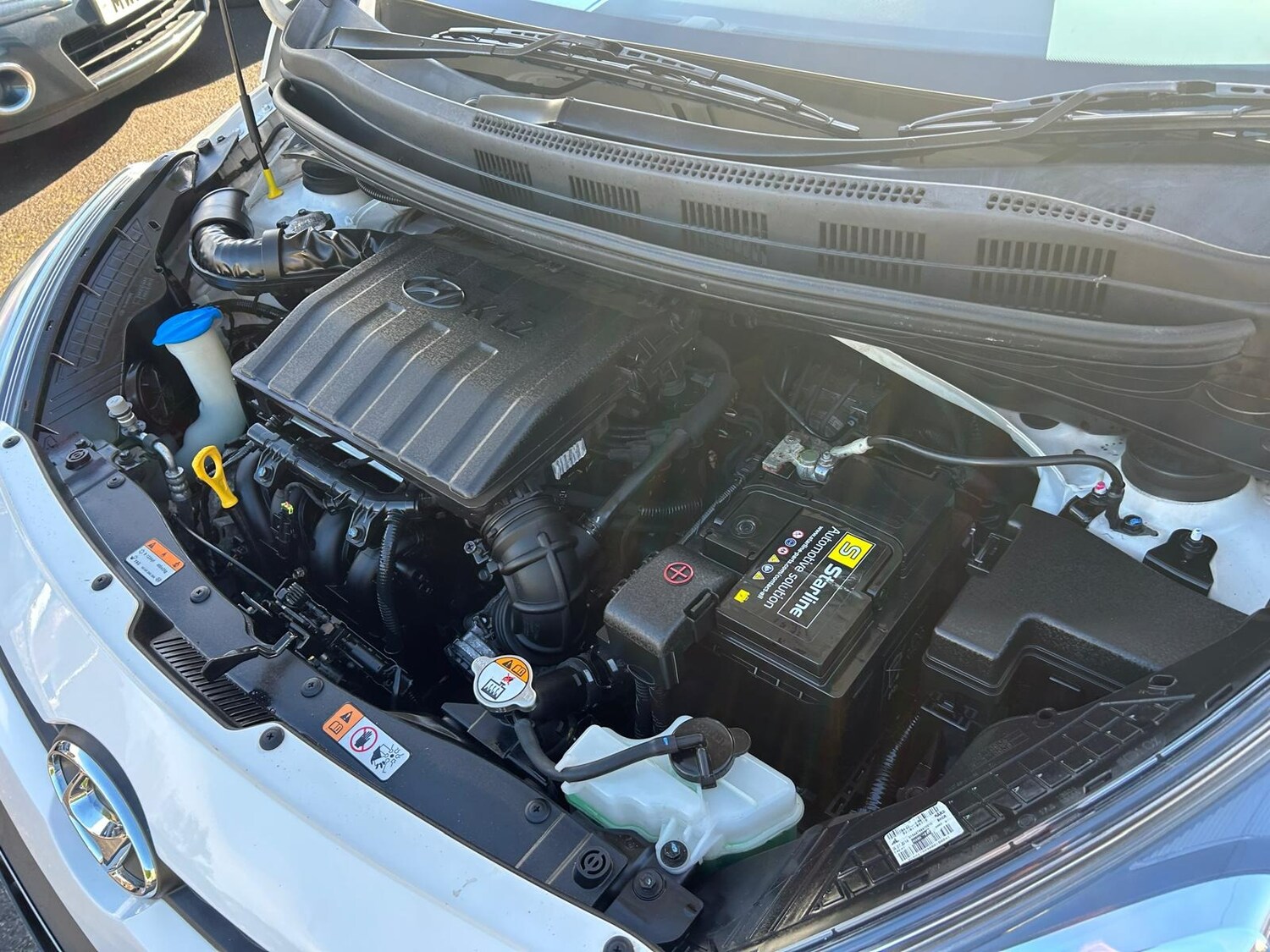 Used Hyundai i10 2014 for sale - 76340130: Photo 17