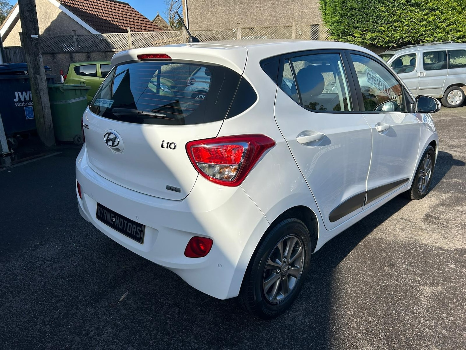 Used Hyundai i10 2014 for sale - 76340130: Photo 4