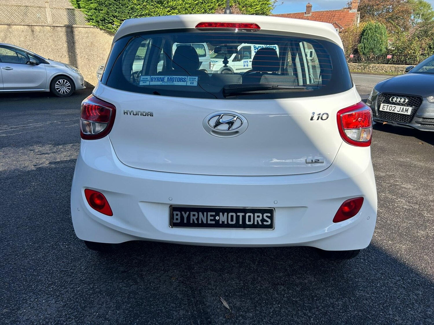Used Hyundai i10 2014 for sale - 76340130: Photo 5
