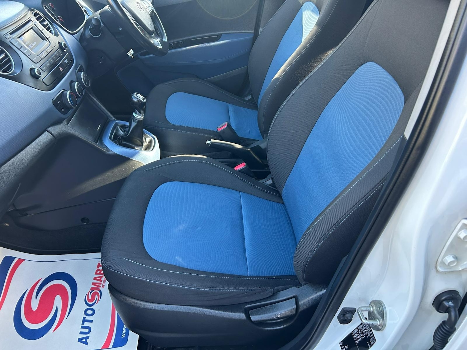 Used Hyundai i10 2014 for sale - 76340130: Photo 7