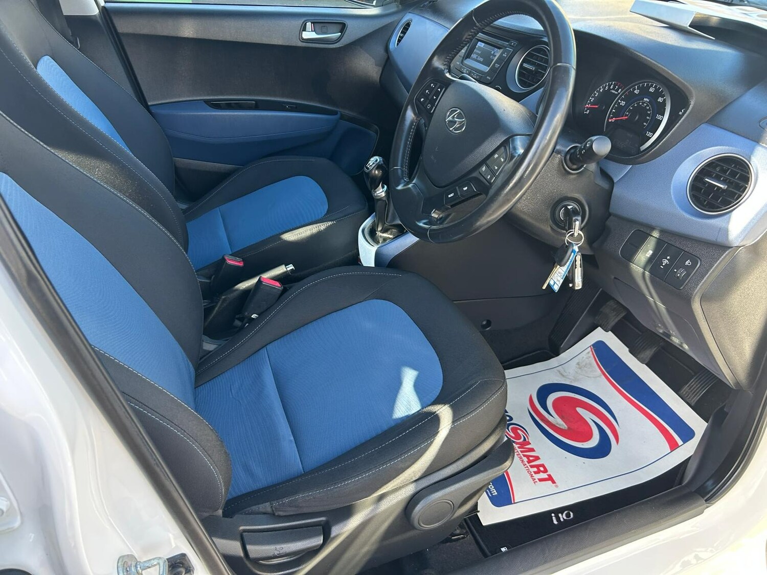 Used Hyundai i10 2014 for sale - 76340130: Photo 8