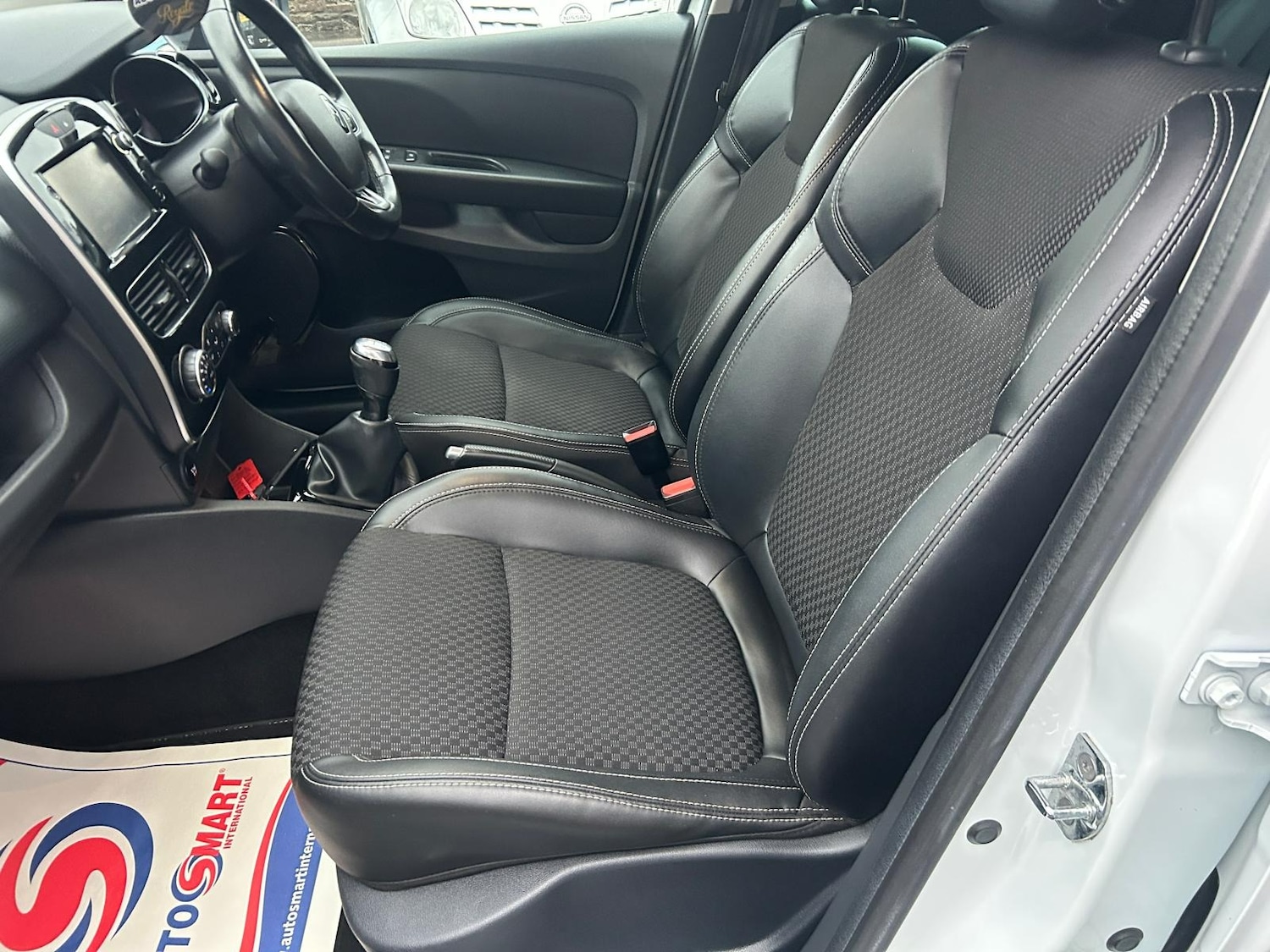 Used Renault Clio 2018 for sale - 77261217: Photo 14