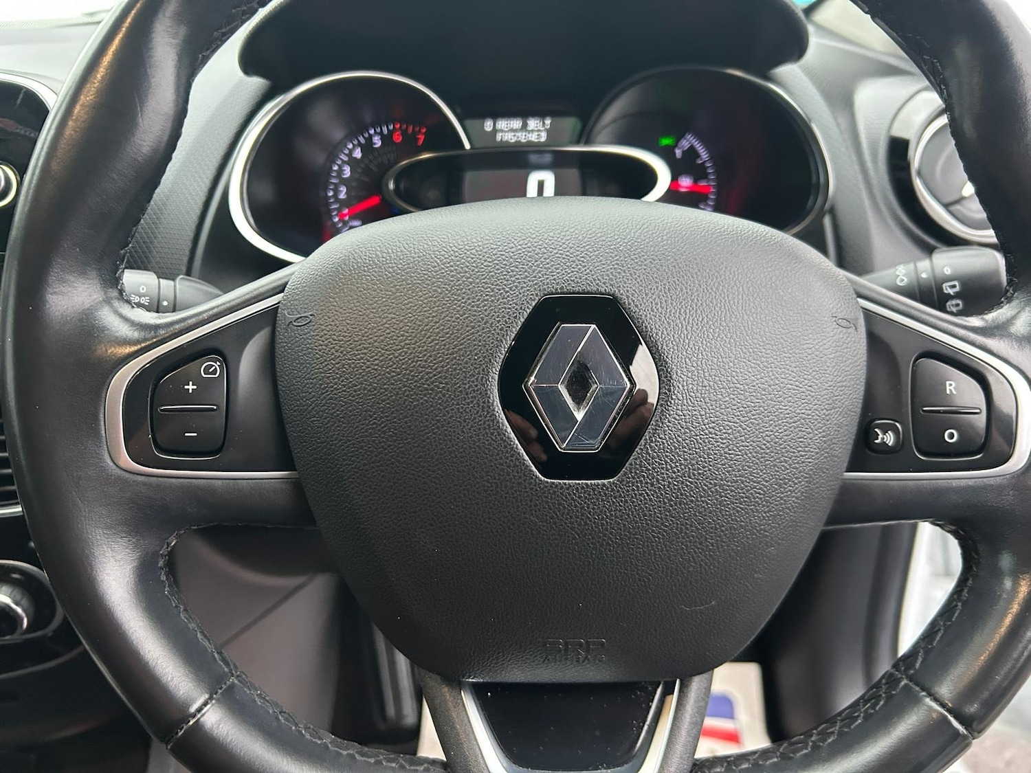 Used Renault Clio 2018 for sale - 77261217: Photo 9