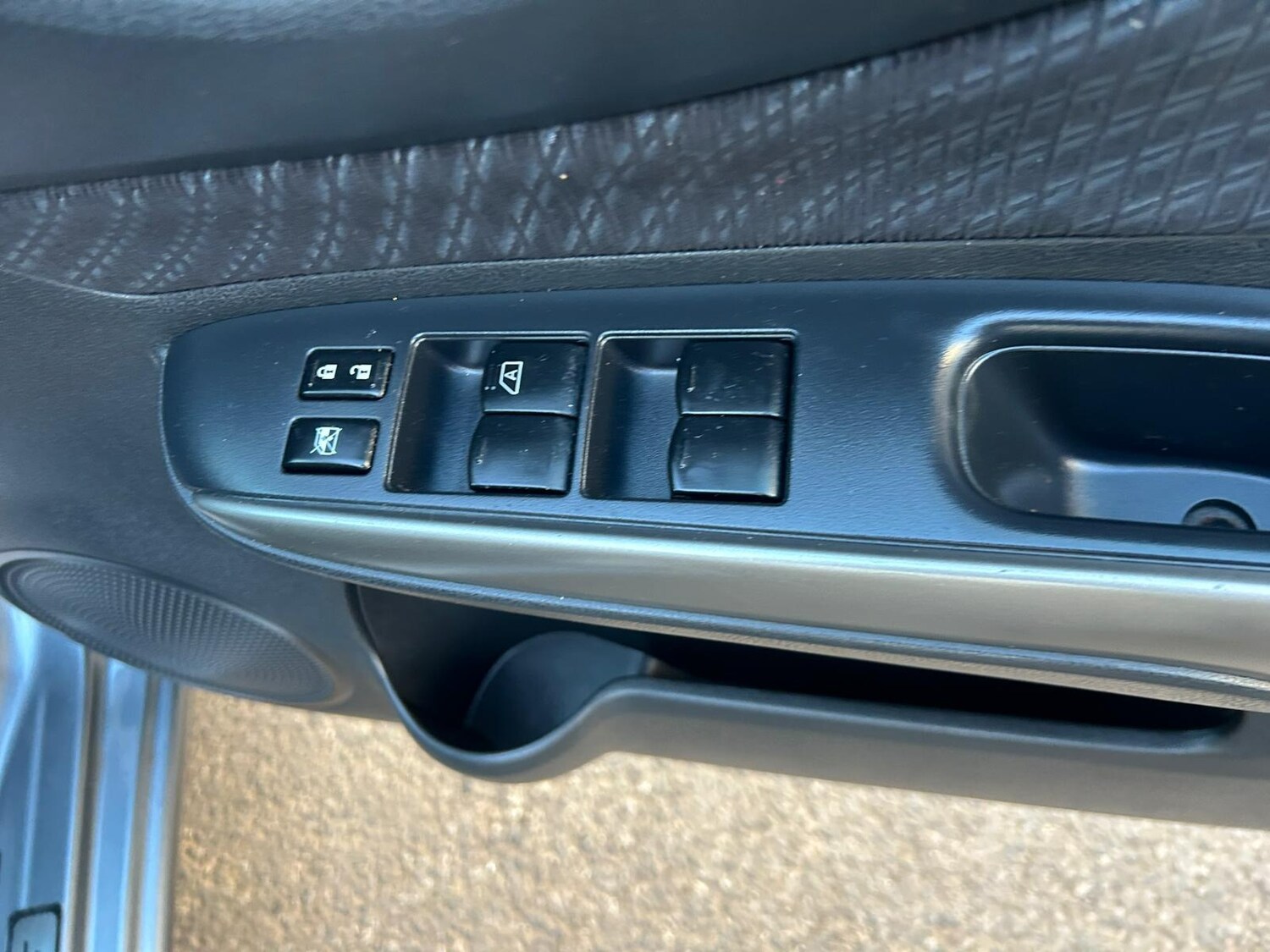 Used Nissan Note 2013 for sale - 77718555: Photo 19