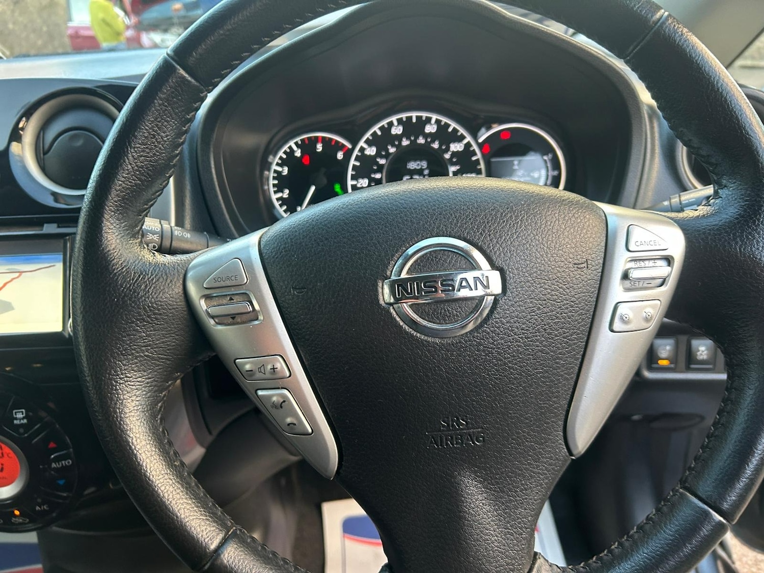 Used Nissan Note 2013 for sale - 77718555: Photo 9