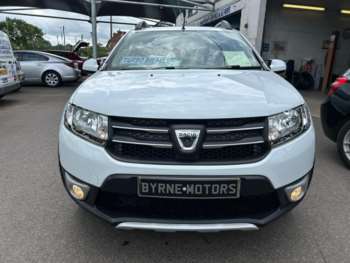 Used Dacia Sandero Stepway 2015 for sale - 74802844: Photo