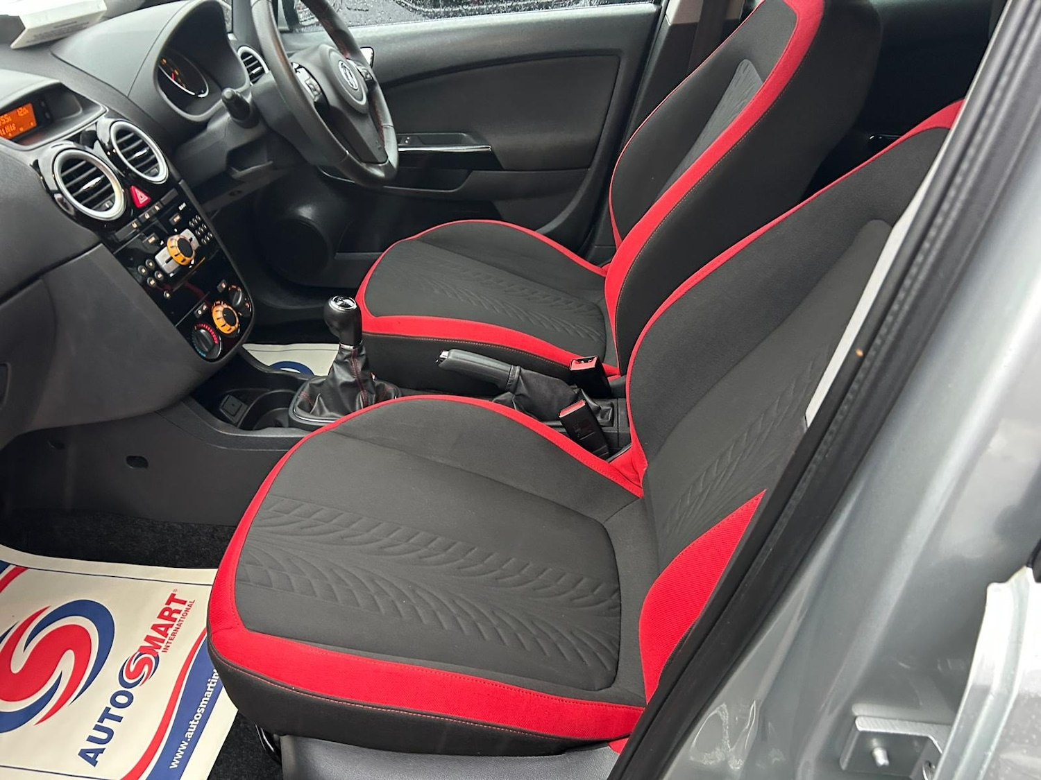 Used Vauxhall Corsa 2014 for sale - 76877483: Photo 8