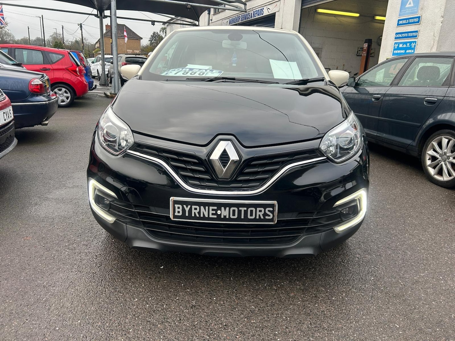 Used Renault Captur 2018 for sale - 76578127: Photo 2