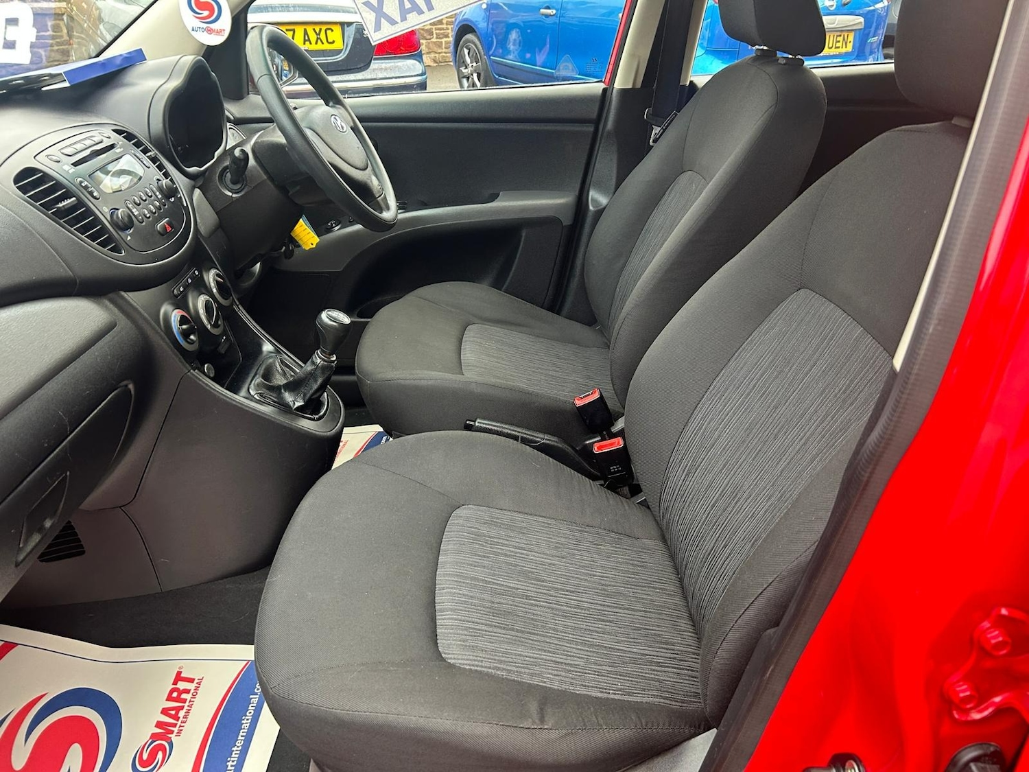 Used Hyundai i10 2012 for sale - 76682311: Photo 7