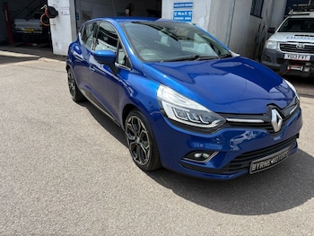 Used Renault Clio 2017 for sale - 79137396: Photo