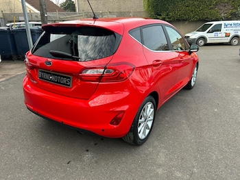 Used Ford Fiesta 2018 for sale - 77962496: Photo