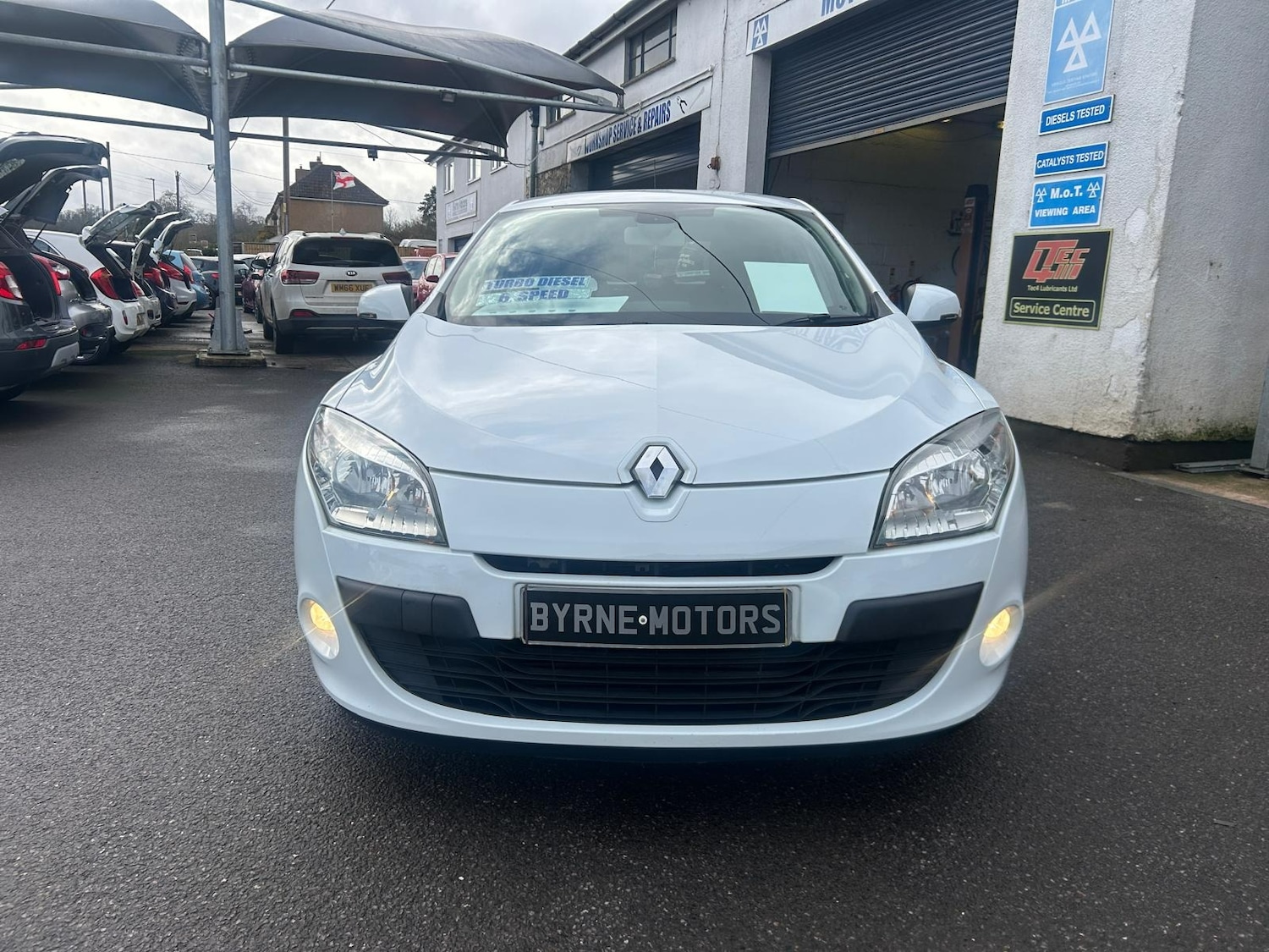 Used Renault Megane 2011 for sale - 77260682: Photo 2
