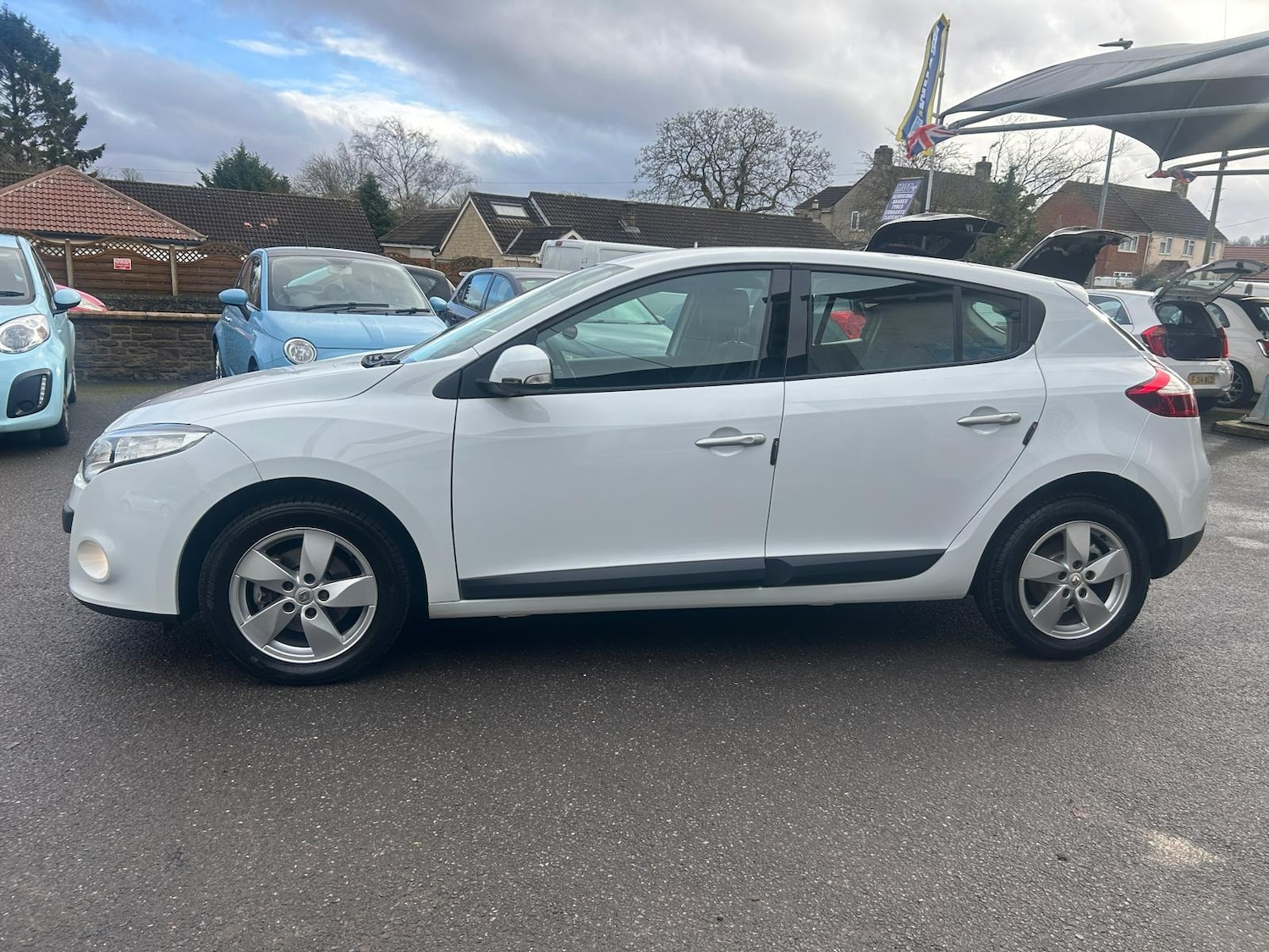 Used Renault Megane 2011 for sale - 77260682: Photo 20