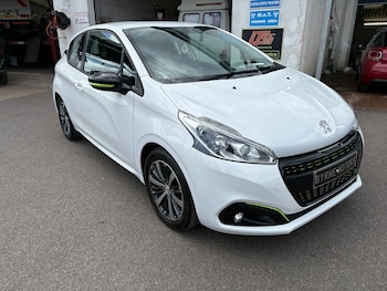 Used Peugeot 208 2016 for sale - 79055720: Photo